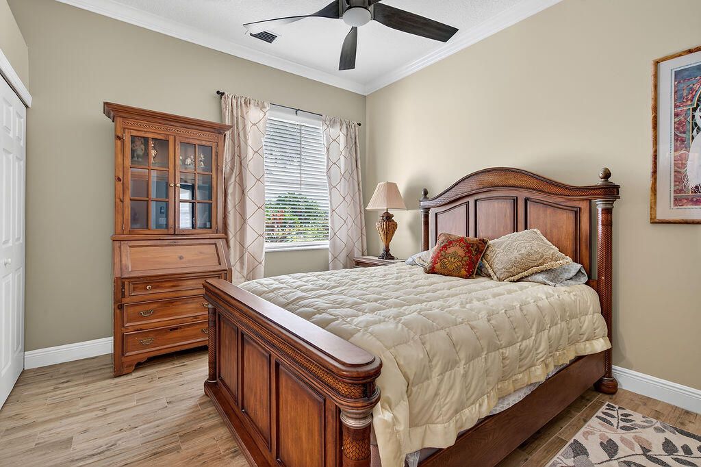 En Venta: $1,650,000 (5 camas, 4 baños, 3604 Pies cuadrados)