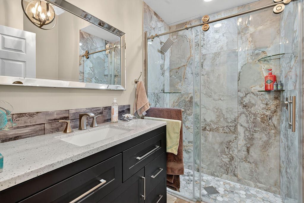 En Venta: $1,650,000 (5 camas, 4 baños, 3604 Pies cuadrados)