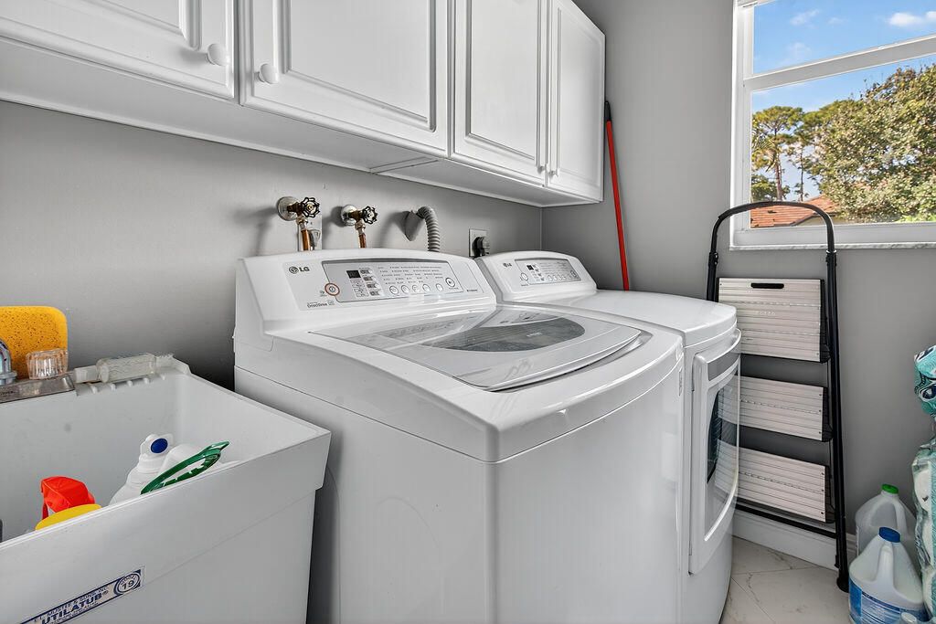 En Venta: $1,650,000 (5 camas, 4 baños, 3604 Pies cuadrados)