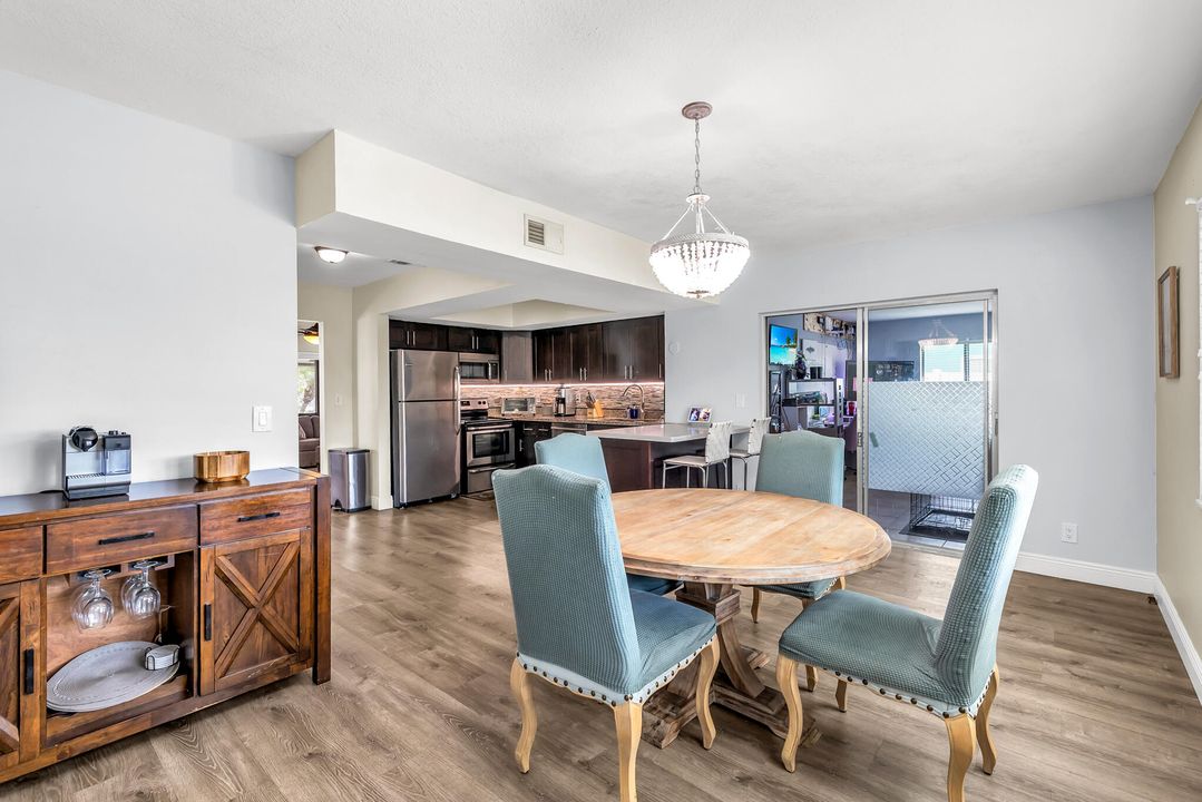 На продажу: $658,000 (3 спален, 2 ванн, 1672 Квадратных фут)