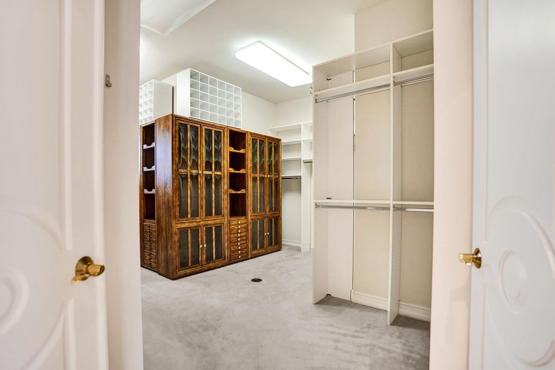 For Sale: $7,495,000 (4 beds, 4 baths, 5092 Square Feet)