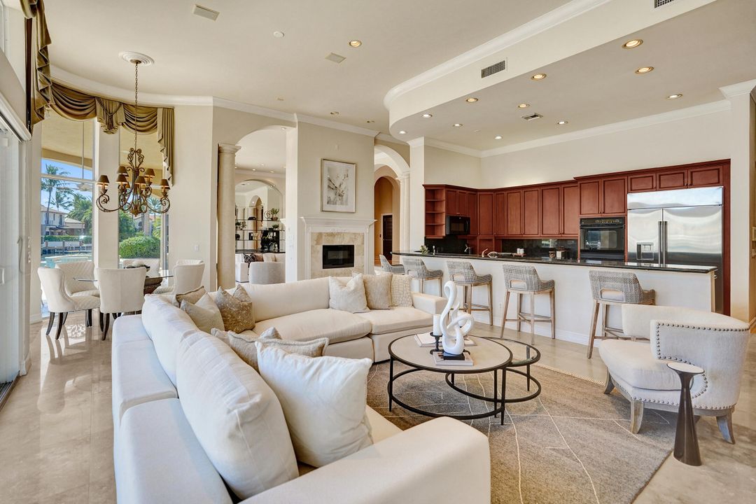 For Sale: $7,495,000 (4 beds, 4 baths, 5092 Square Feet)