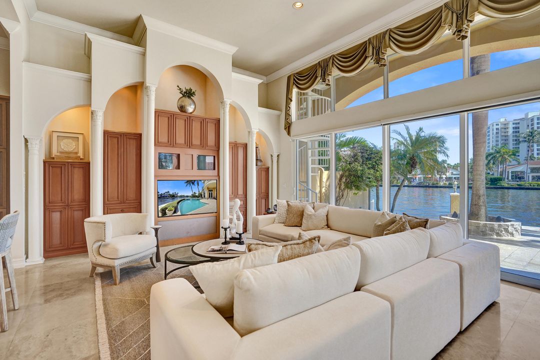 For Sale: $7,495,000 (4 beds, 4 baths, 5092 Square Feet)