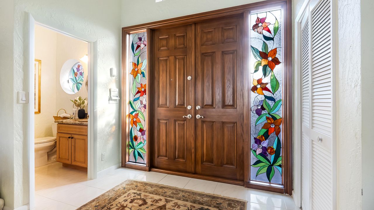 На продажу: $785,000 (3 спален, 2 ванн, 2404 Квадратных фут)