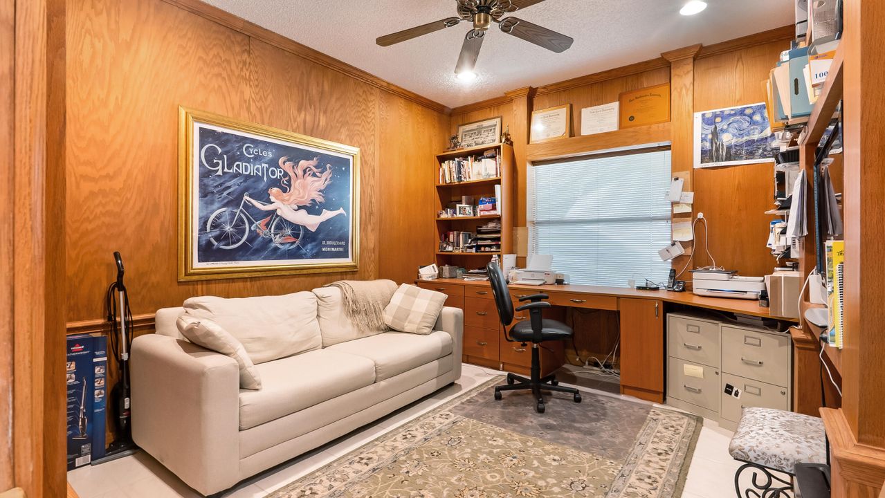 На продажу: $785,000 (3 спален, 2 ванн, 2404 Квадратных фут)