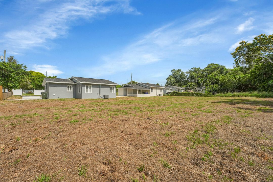 待售: $234,990 (3 贝兹, 1 浴室, 753 平方英尺)