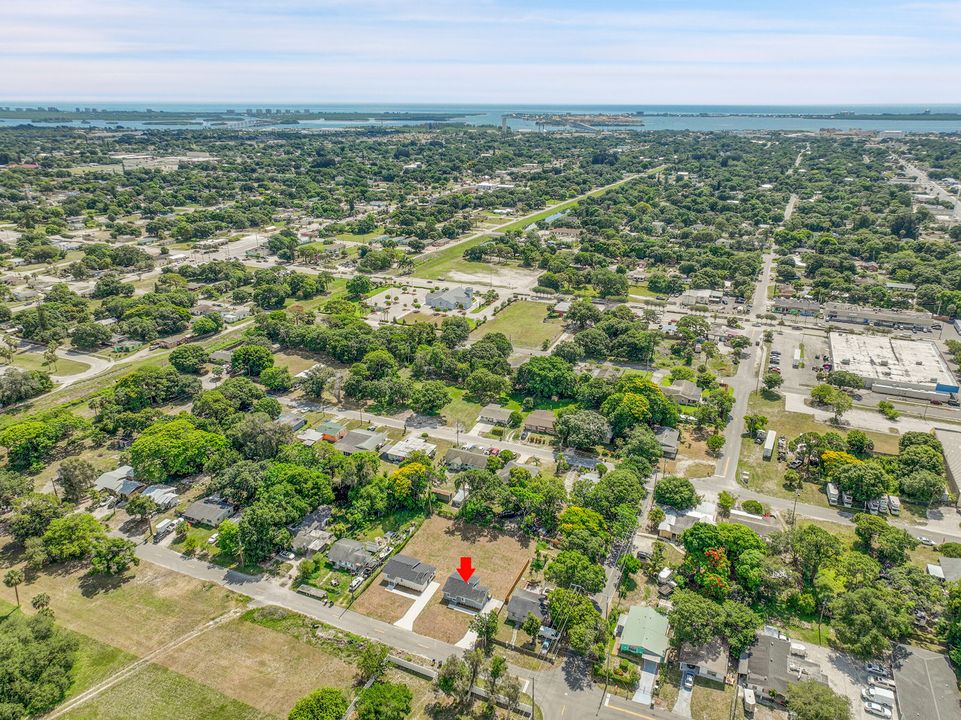 待售: $234,990 (3 贝兹, 1 浴室, 753 平方英尺)