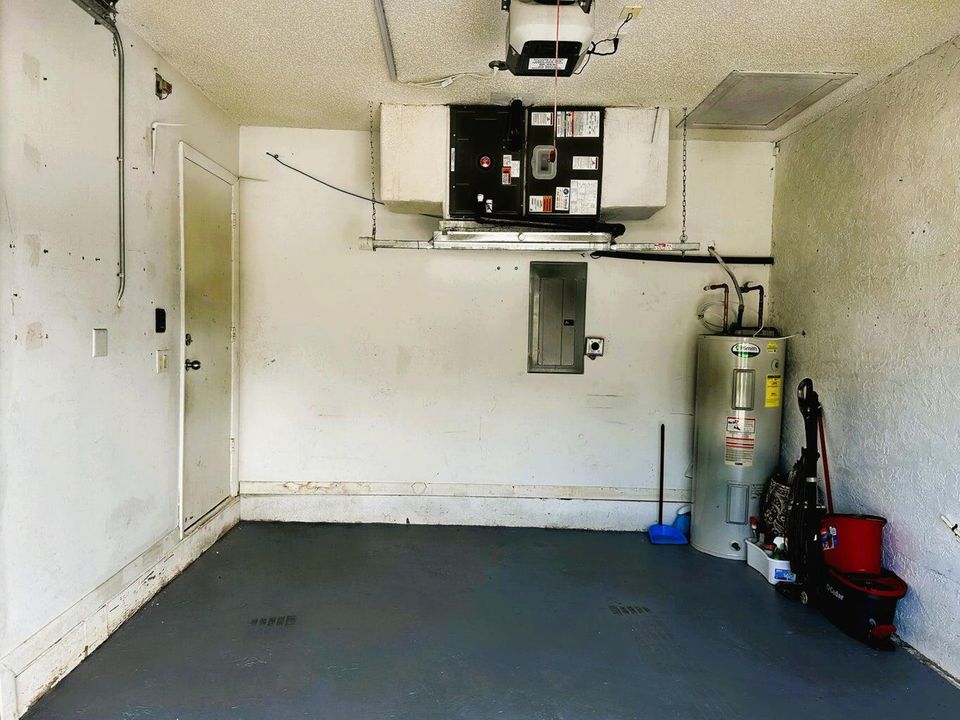 En Venta: $925,000 (0 camas, 0 baños, 2492 Pies cuadrados)