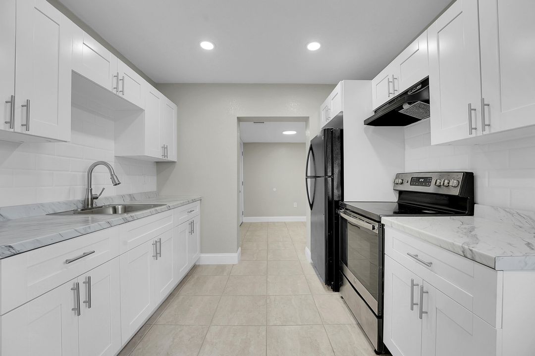 待售: $239,990 (3 贝兹, 1 浴室, 753 平方英尺)