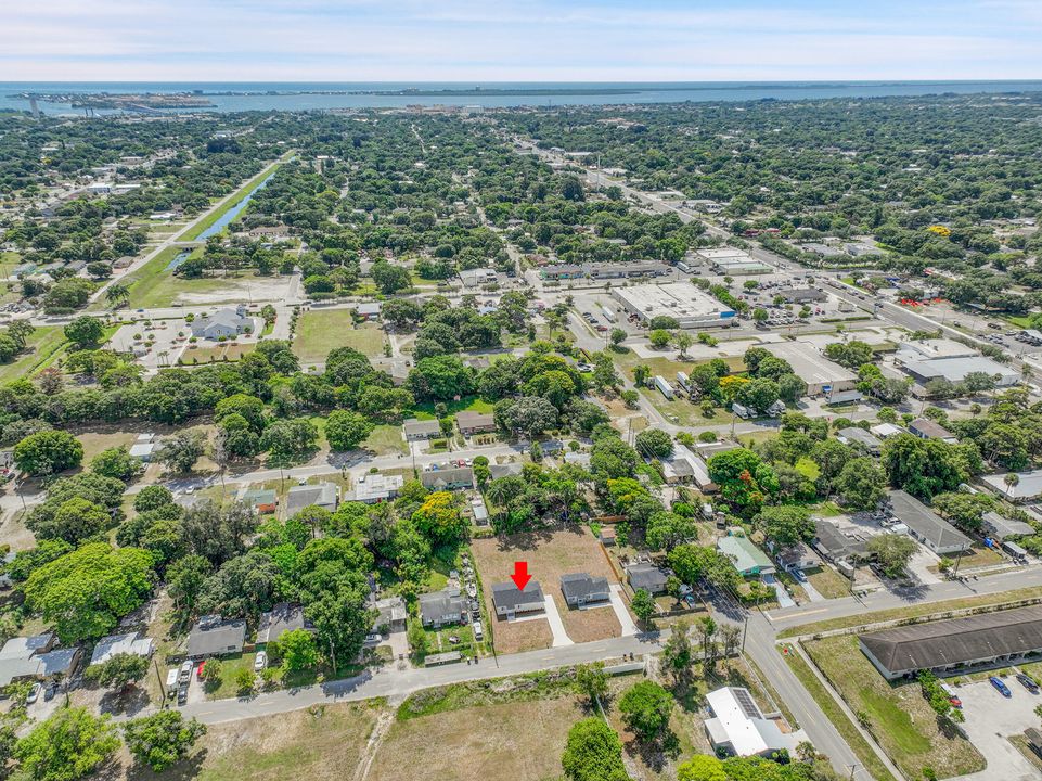 待售: $239,990 (3 贝兹, 1 浴室, 753 平方英尺)