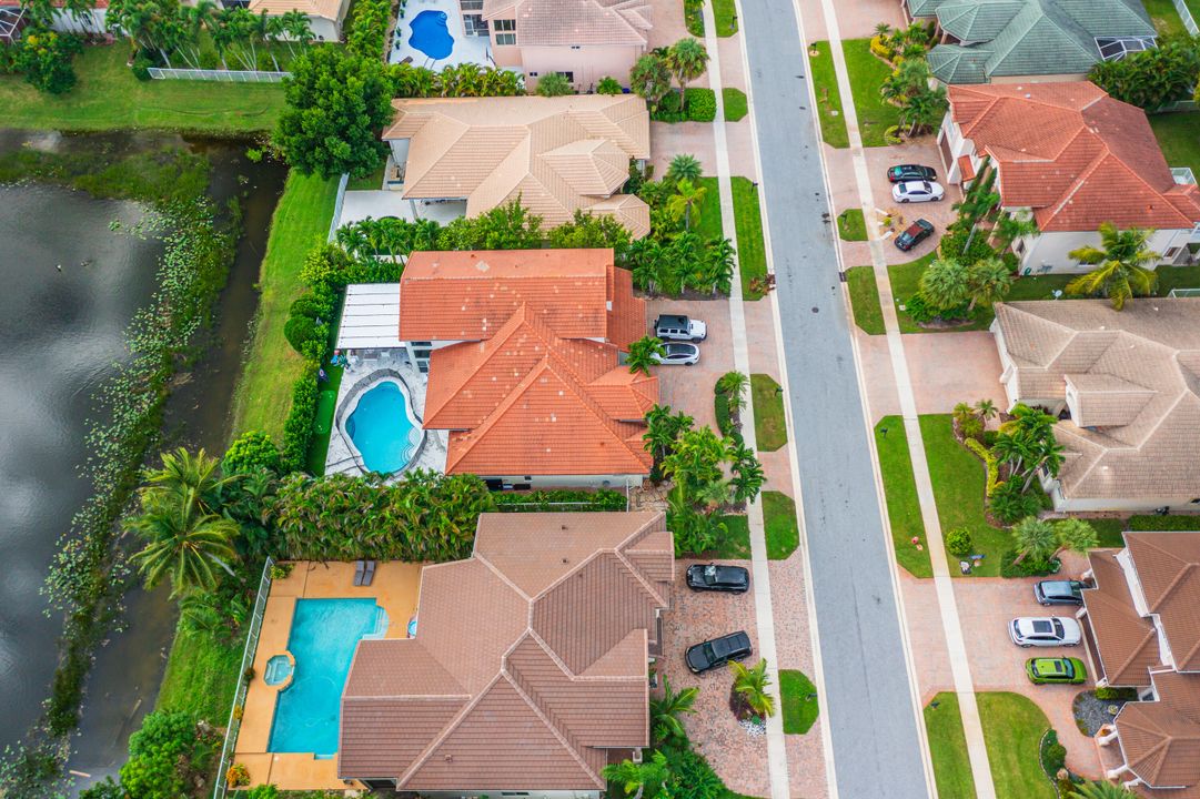 待售: $1,650,000 (5 贝兹, 4 浴室, 4460 平方英尺)