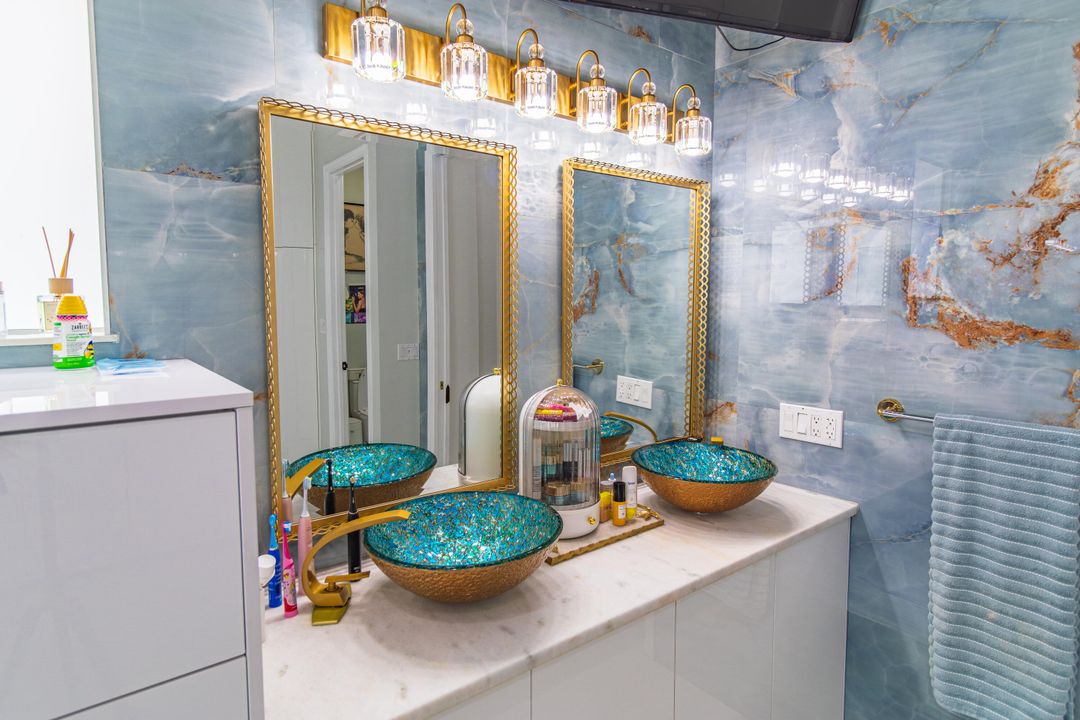 待售: $1,650,000 (5 贝兹, 4 浴室, 4460 平方英尺)