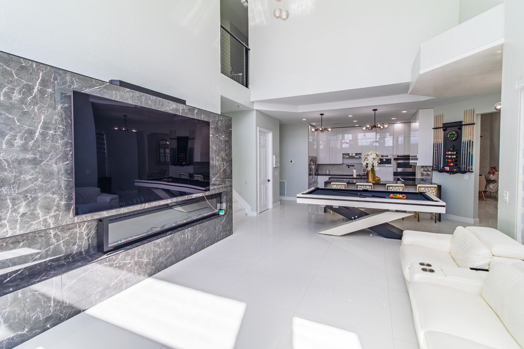 待售: $1,650,000 (5 贝兹, 4 浴室, 4460 平方英尺)