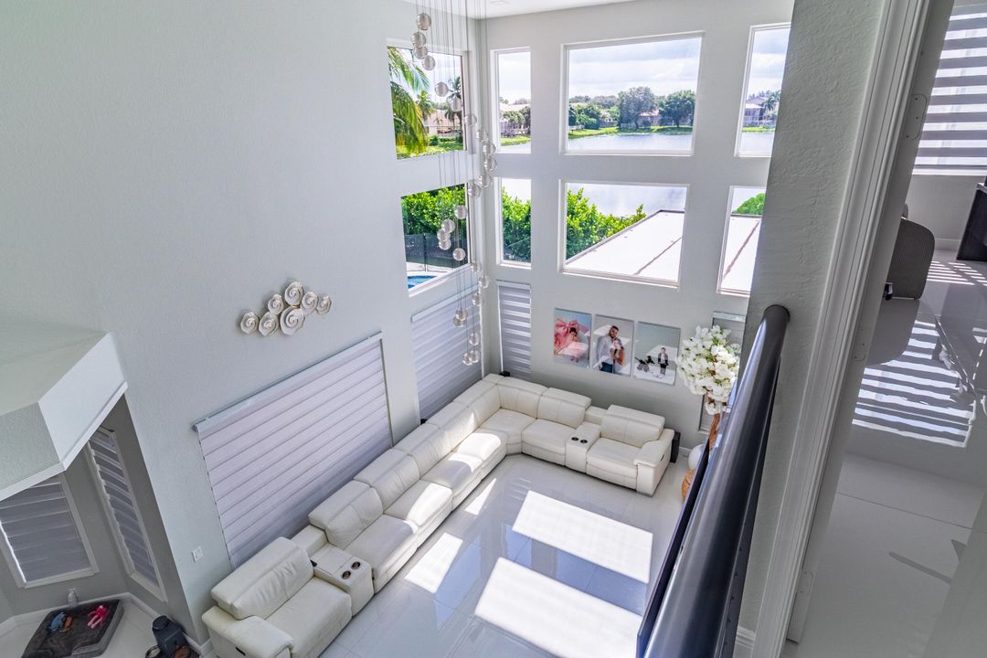 待售: $1,650,000 (5 贝兹, 4 浴室, 4460 平方英尺)