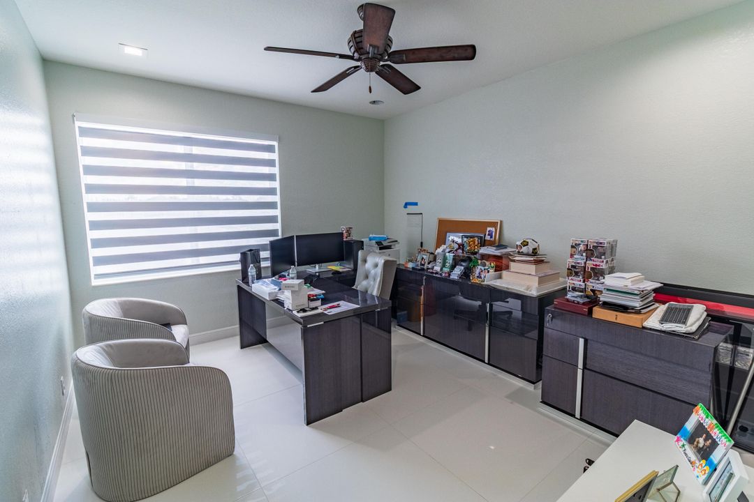 待售: $1,650,000 (5 贝兹, 4 浴室, 4460 平方英尺)