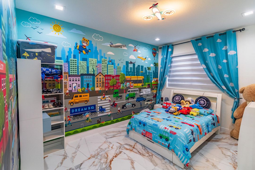 待售: $1,650,000 (5 贝兹, 4 浴室, 4460 平方英尺)