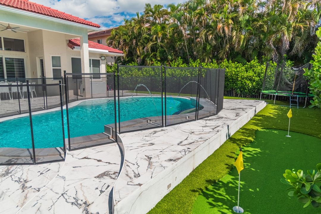 待售: $1,650,000 (5 贝兹, 4 浴室, 4460 平方英尺)