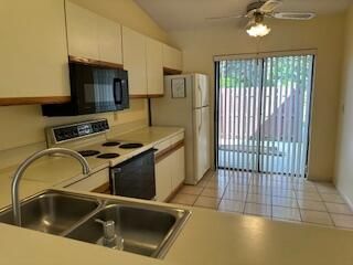 For Sale: $289,999 (2 beds, 2 baths, 1316 Square Feet)