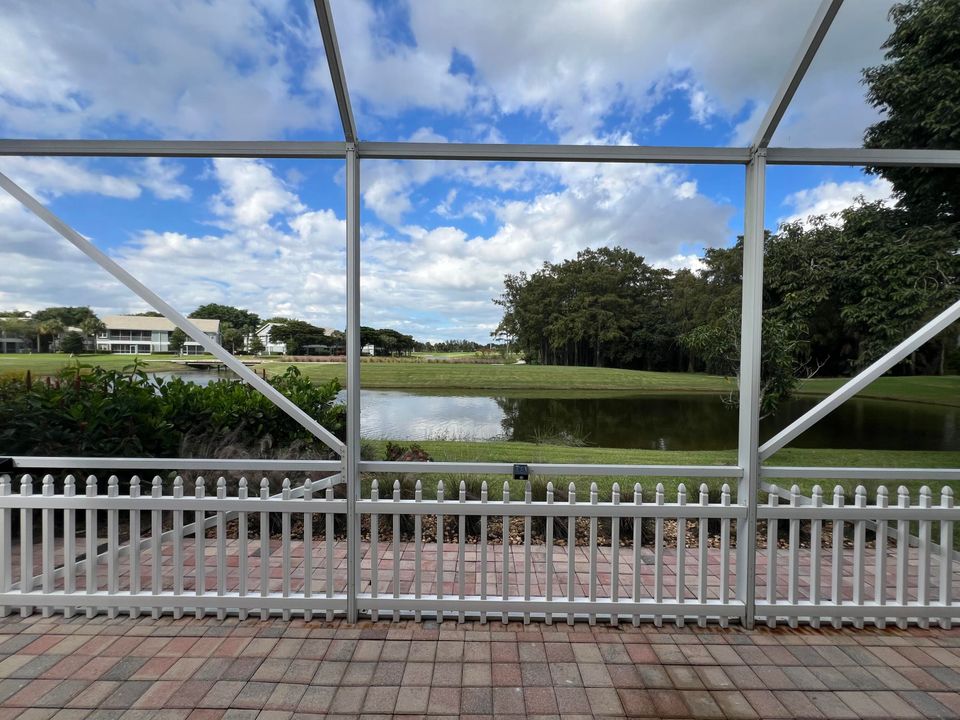 For Sale: $379,000 (3 beds, 2 baths, 2090 Square Feet)