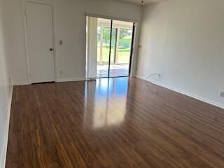 For Sale: $289,999 (2 beds, 2 baths, 1316 Square Feet)