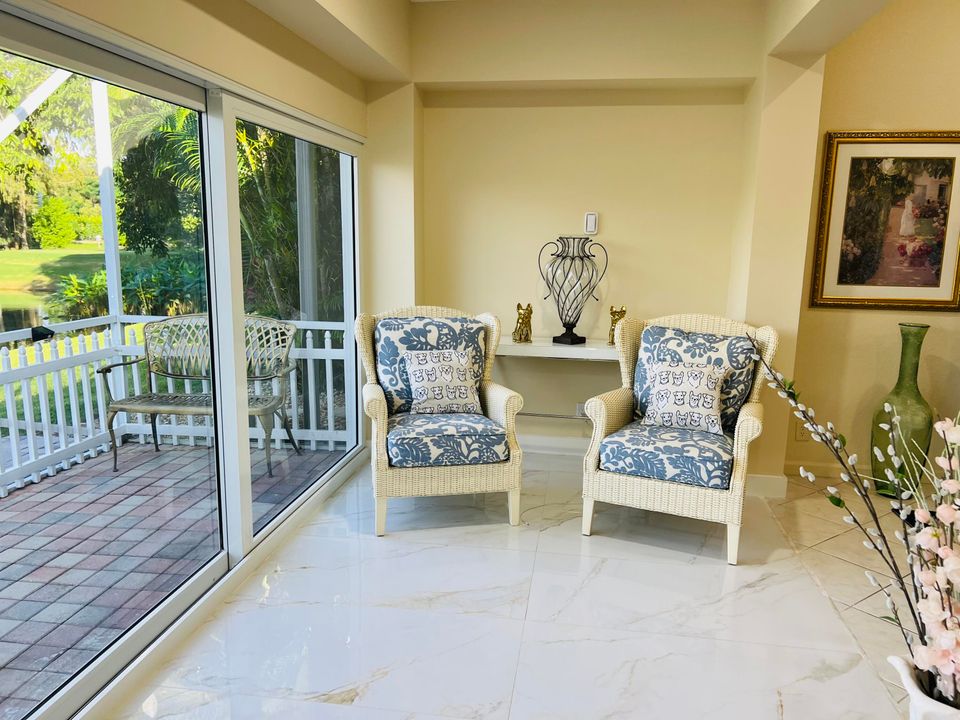 For Sale: $379,000 (3 beds, 2 baths, 2090 Square Feet)