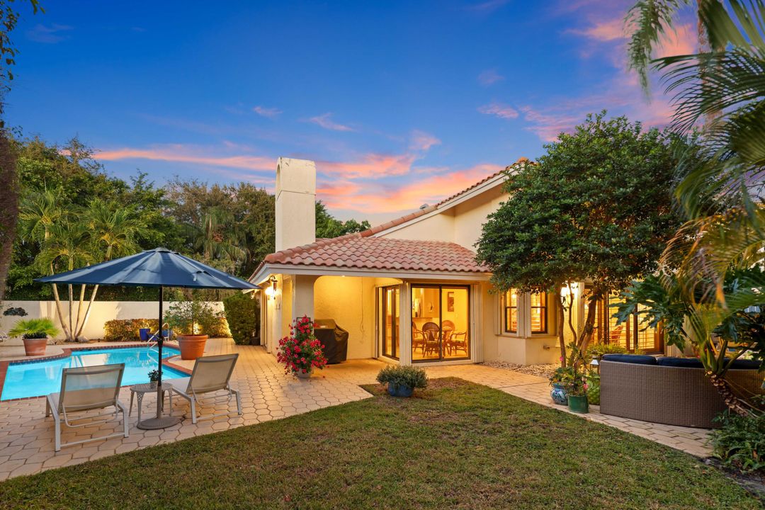 Active With Contract: $725,000 (3 beds, 2 baths, 2363 Square Feet)