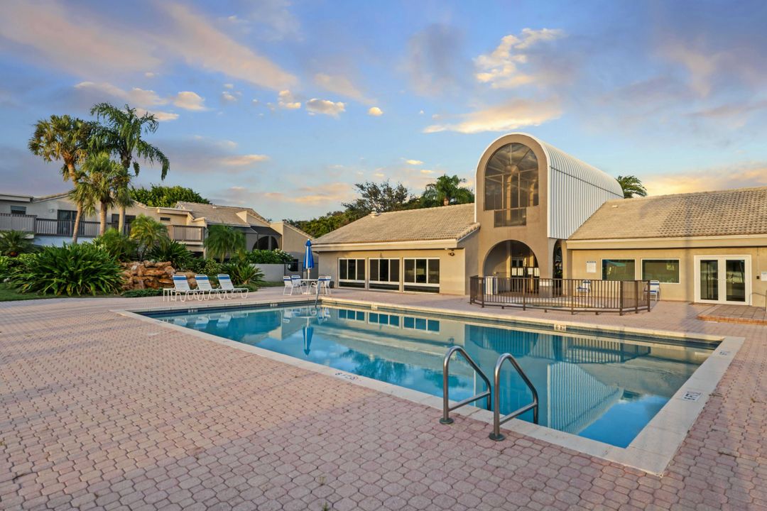 Active With Contract: $725,000 (3 beds, 2 baths, 2363 Square Feet)