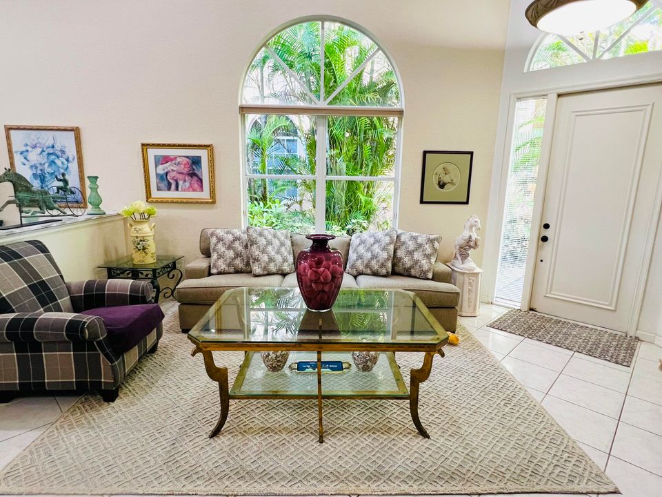 For Sale: $379,000 (3 beds, 2 baths, 2090 Square Feet)