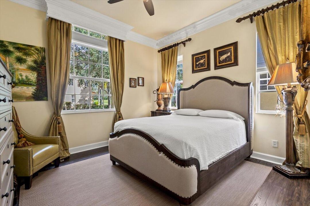 Active With Contract: $399,900 (2 beds, 2 baths, 1780 Square Feet)