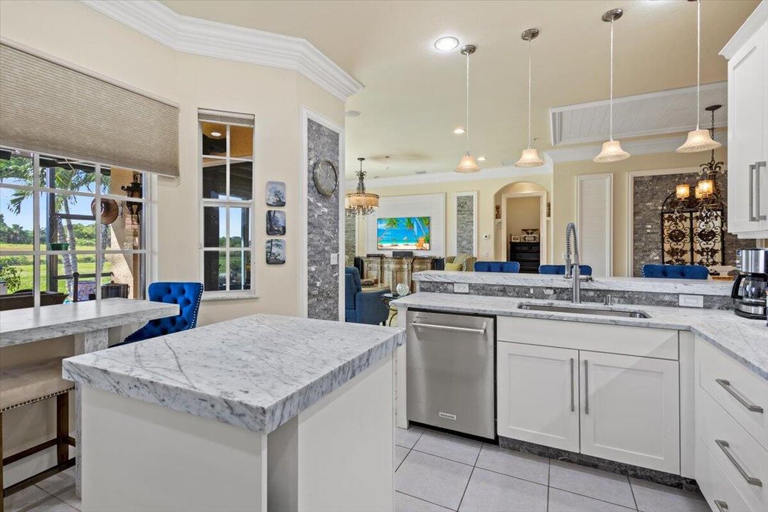 Active With Contract: $399,900 (2 beds, 2 baths, 1780 Square Feet)