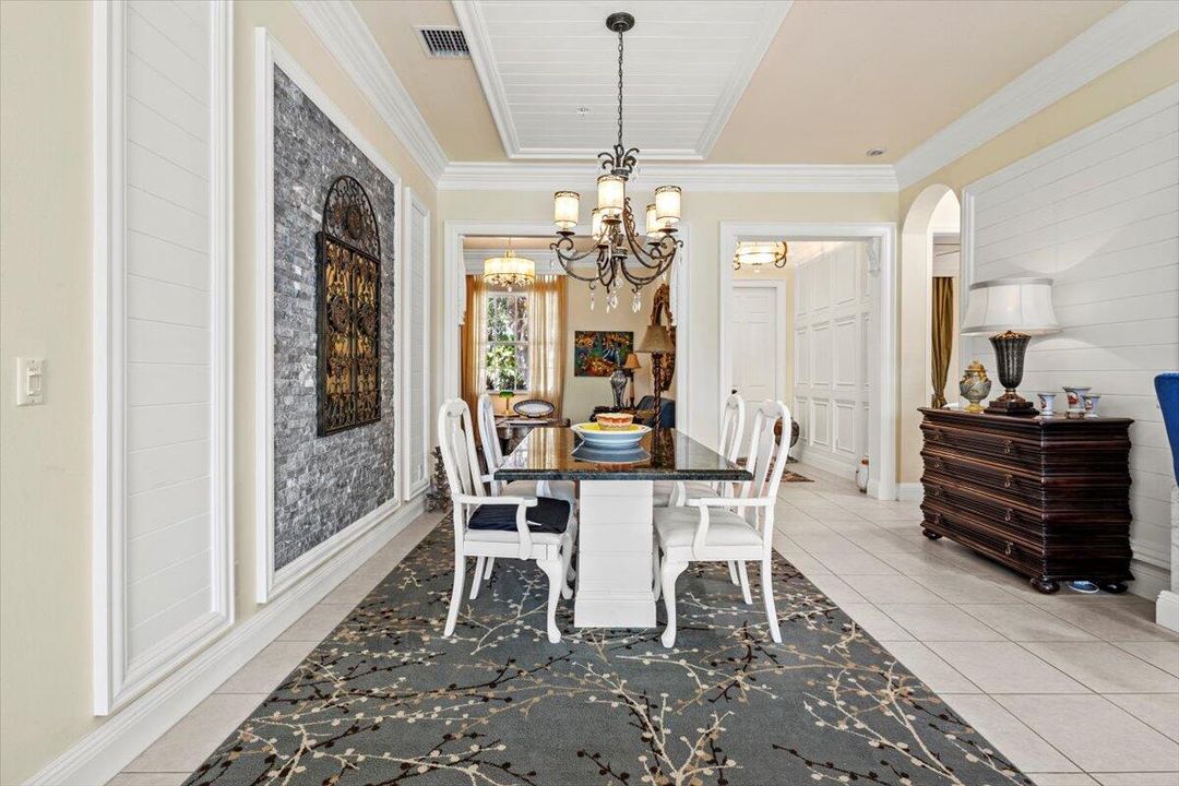 Active With Contract: $399,900 (2 beds, 2 baths, 1780 Square Feet)