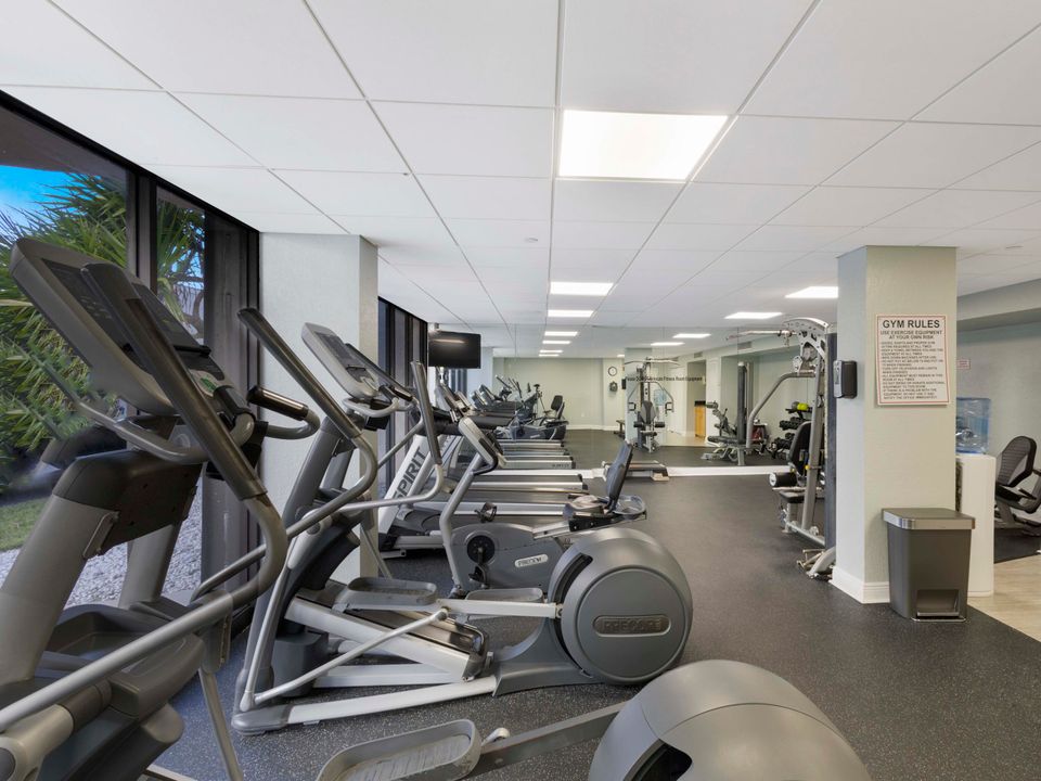 For Sale: $549,000 (2 beds, 2 baths, 1432 Square Feet)