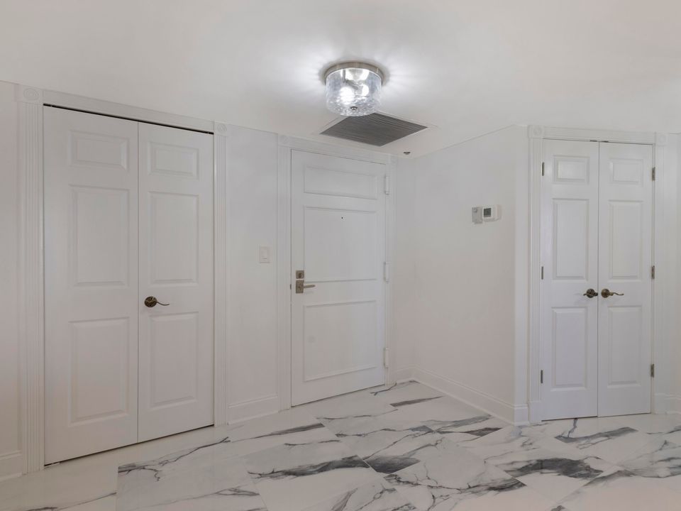 For Sale: $549,000 (2 beds, 2 baths, 1432 Square Feet)