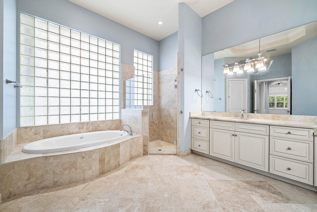 En Venta: $2,995,000 (3 camas, 3 baños, 3636 Pies cuadrados)