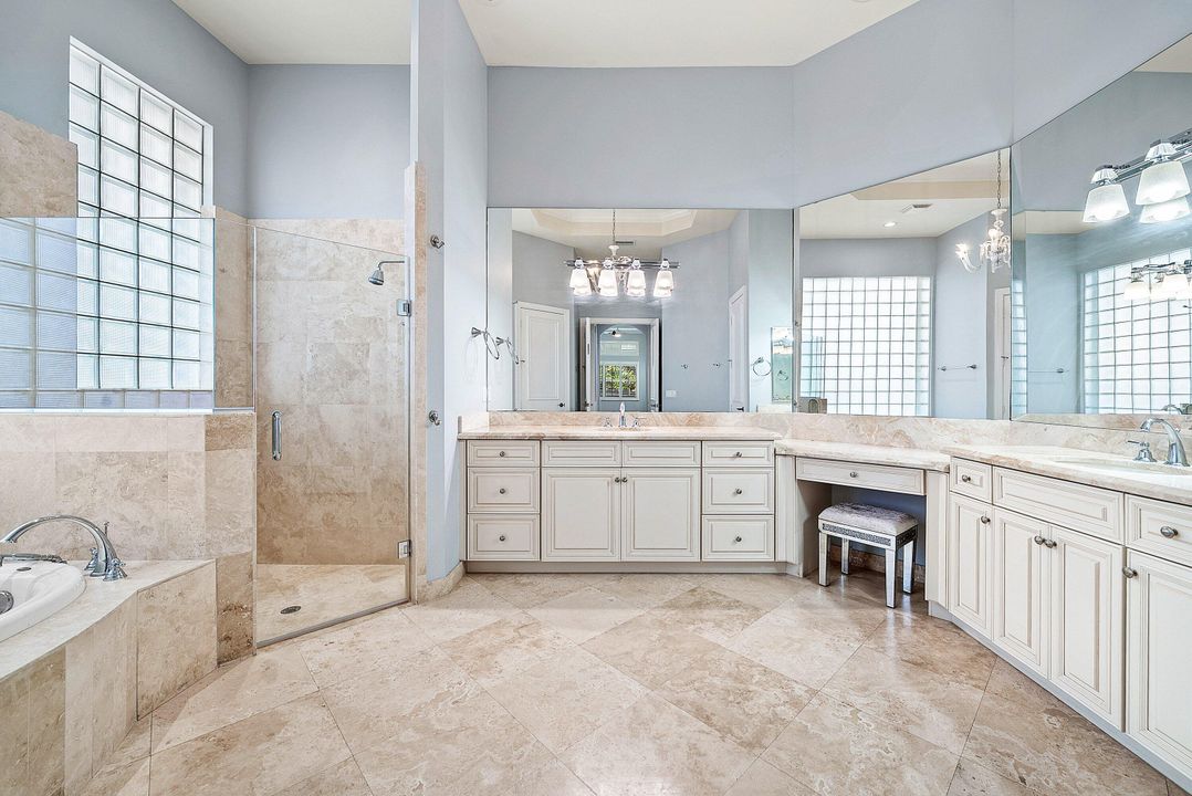 En Venta: $2,995,000 (3 camas, 3 baños, 3636 Pies cuadrados)