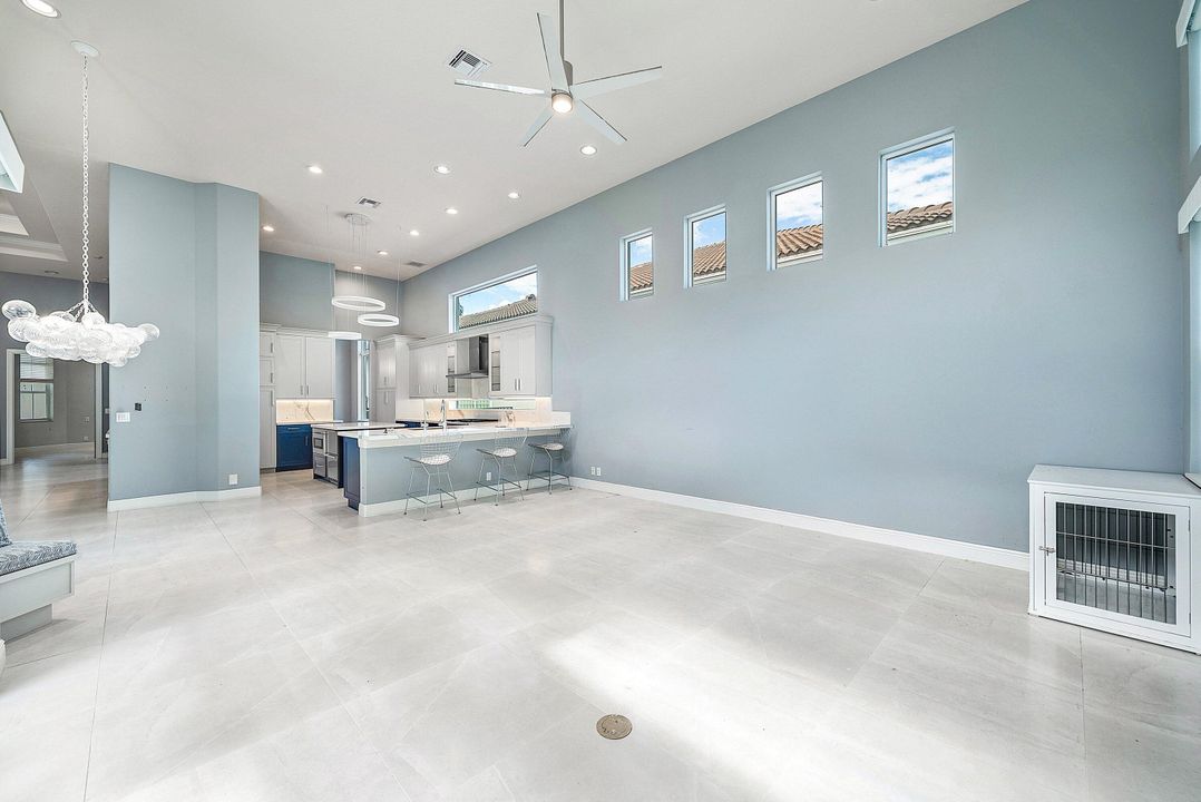 En Venta: $2,995,000 (3 camas, 3 baños, 3636 Pies cuadrados)