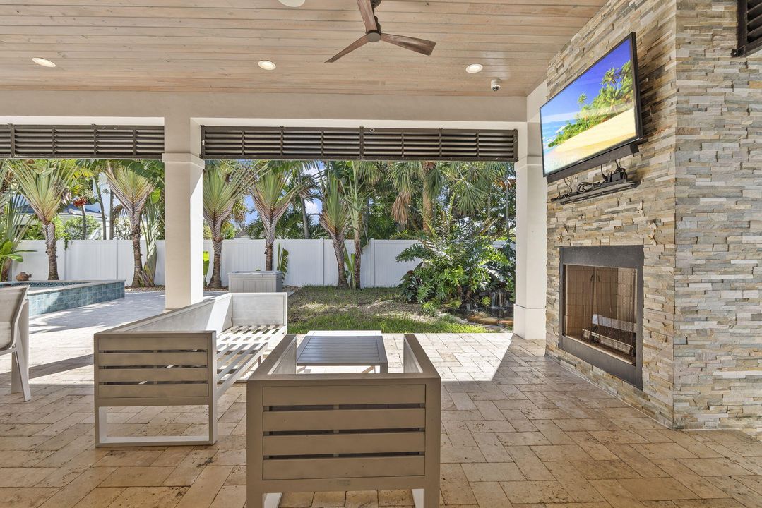 На продажу: $4,550,000 (5 спален, 5 ванн, 4400 Квадратных фут)