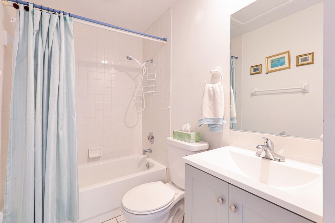 Active With Contract: $3,400 (2 beds, 2 baths, 1380 Square Feet)