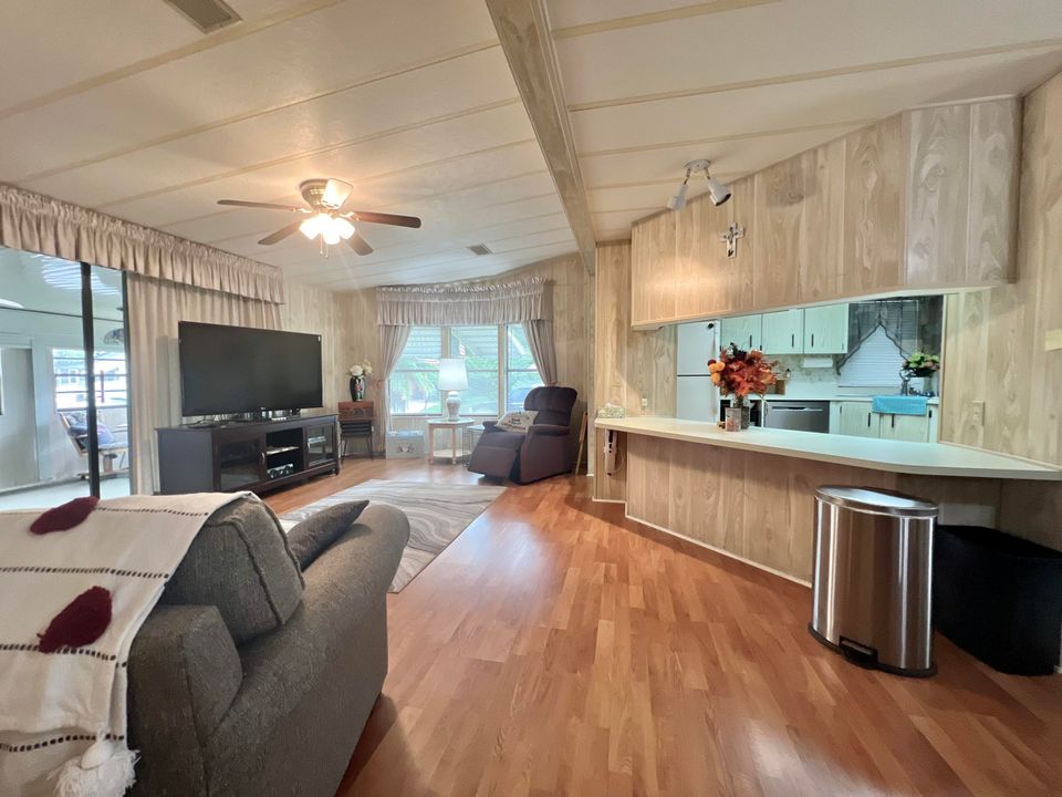 For Sale: $43,000 (2 beds, 2 baths, 1200 Square Feet)