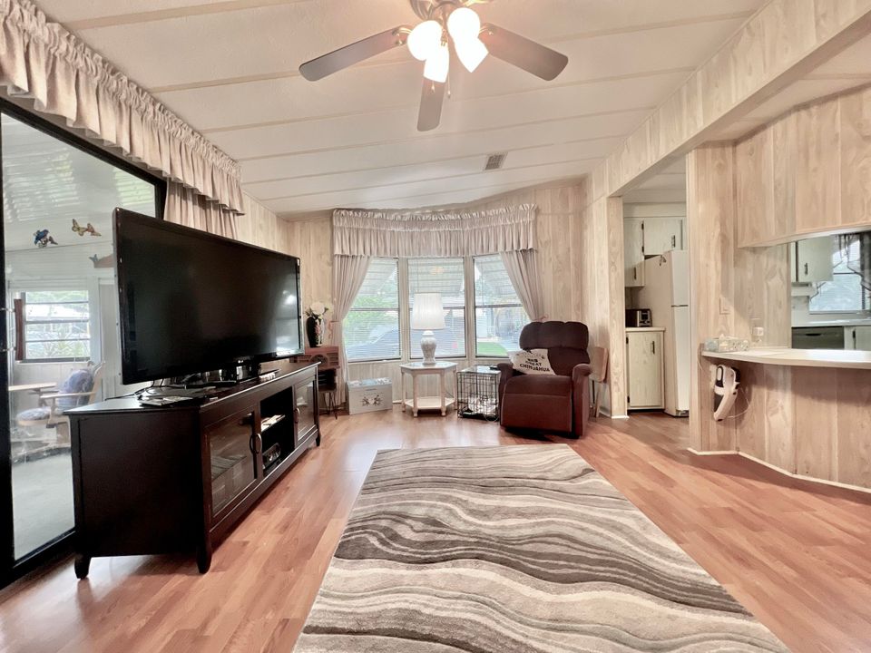 For Sale: $43,000 (2 beds, 2 baths, 1200 Square Feet)