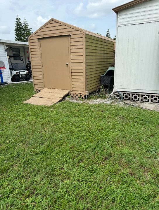 For Sale: $43,000 (2 beds, 2 baths, 1200 Square Feet)