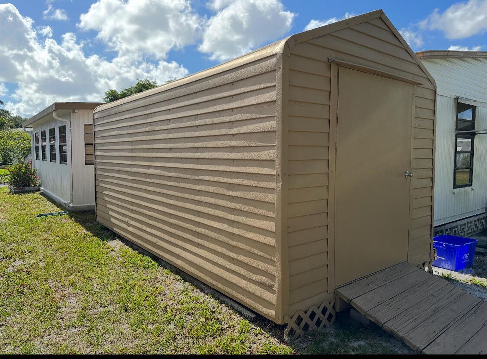 For Sale: $43,000 (2 beds, 2 baths, 1200 Square Feet)