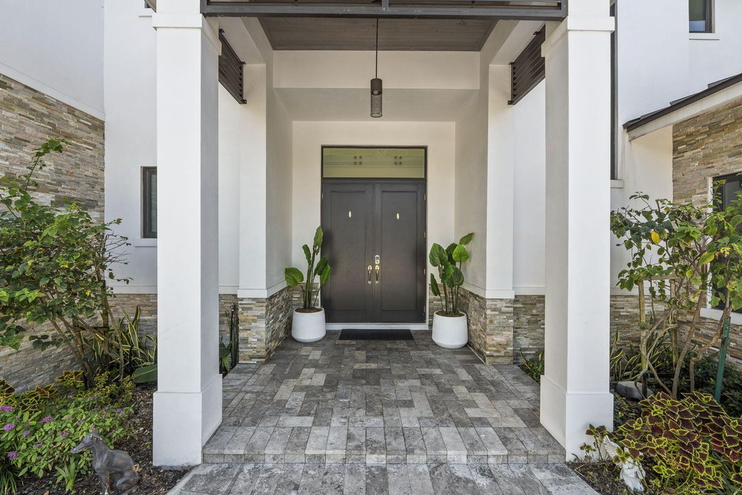 На продажу: $4,550,000 (5 спален, 5 ванн, 4400 Квадратных фут)