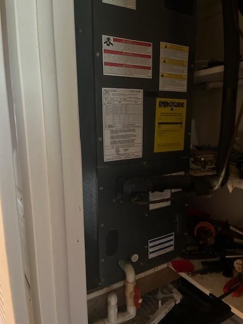 На продажу: $89,000 (1 спален, 1 ванн, 954 Квадратных фут)