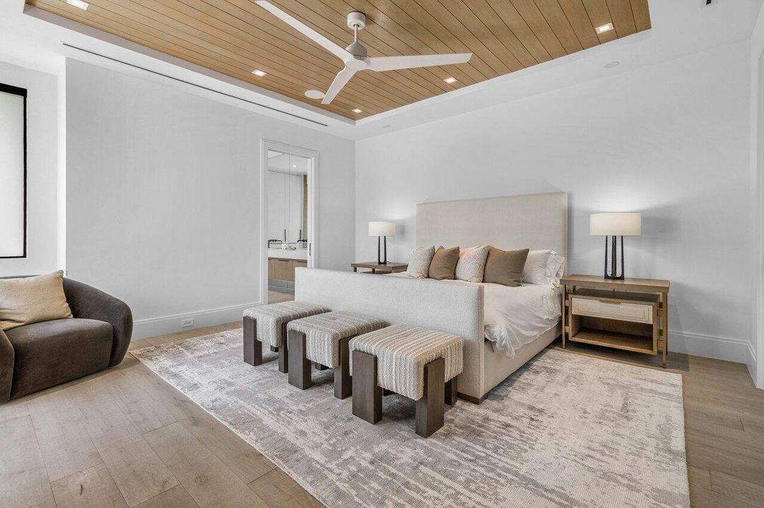 For Rent: $20,000 (4 beds, 1 baths, 3001 Square Feet)