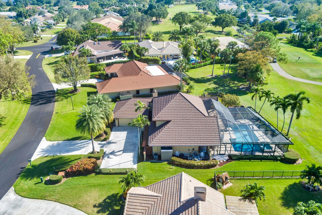 For Sale: $1,095,000 (4 beds, 3 baths, 2740 Square Feet)