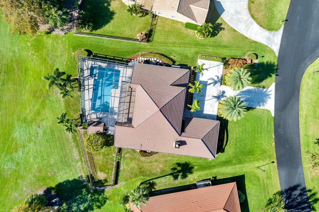 For Sale: $1,095,000 (4 beds, 3 baths, 2740 Square Feet)