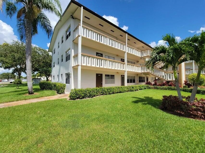 Recently Rented: $1,595 (2 beds, 1 baths, 835 Square Feet)