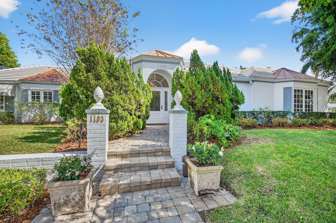 На продажу: $3,450,000 (3 спален, 3 ванн, 3072 Квадратных фут)