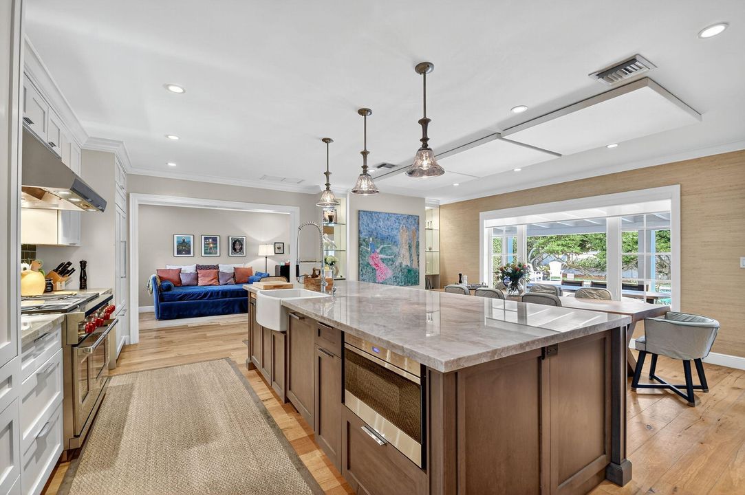 На продажу: $3,450,000 (3 спален, 3 ванн, 3072 Квадратных фут)